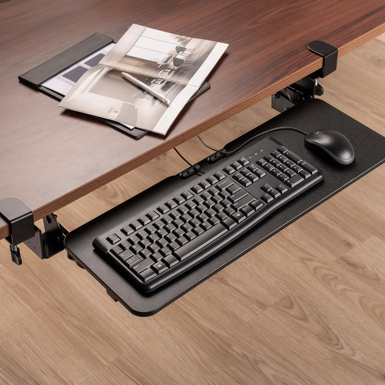 Desky keyboard tray set up