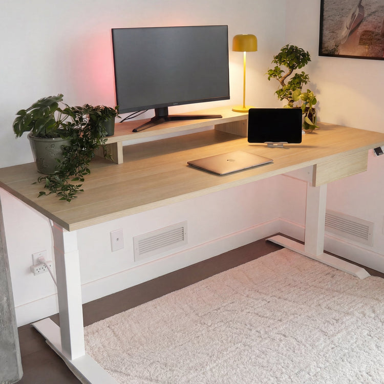 Rechargeable orbit desk lamp in yellow