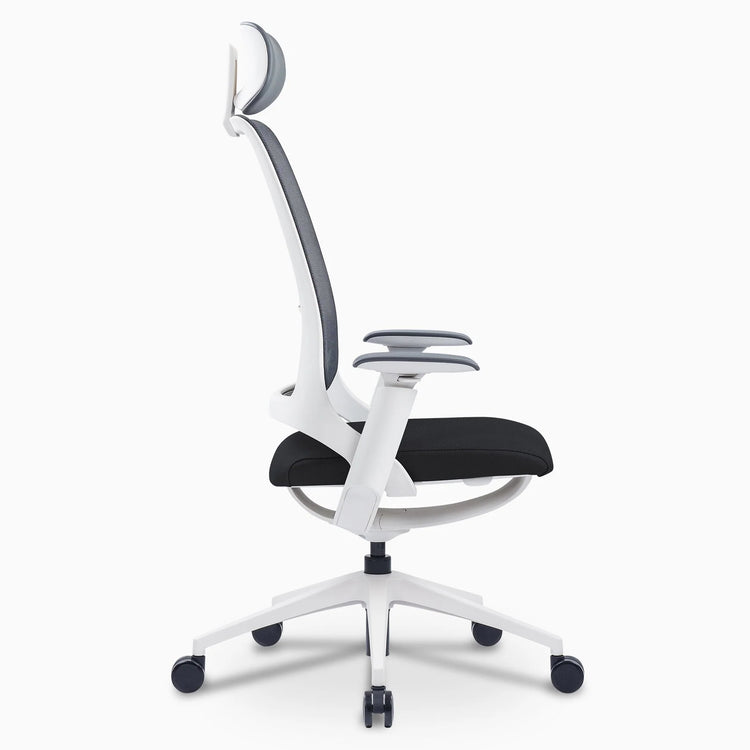 Pulse supportive desk chair in white